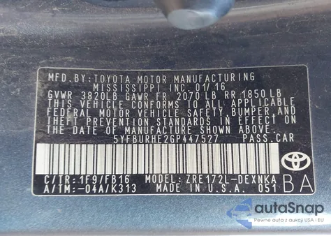 2016 Toyota Corolla Le z USA, uszkodzony, nr VIN 5YFBURHE2GP447527